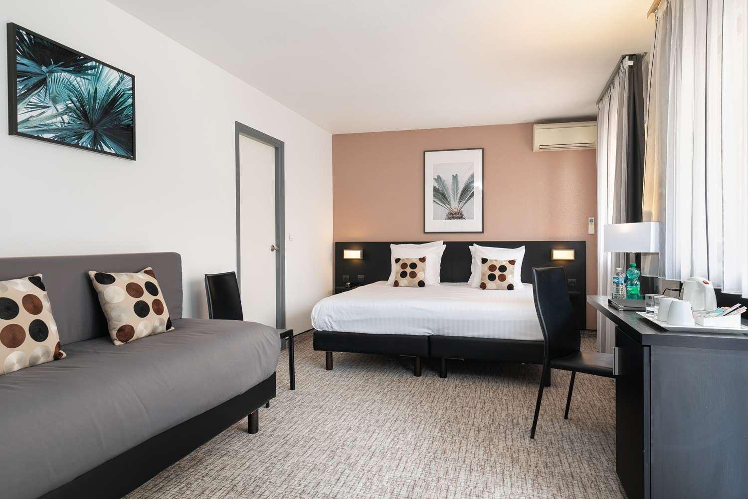 Best Western Hotel Mediterranee Menton Exterior photo