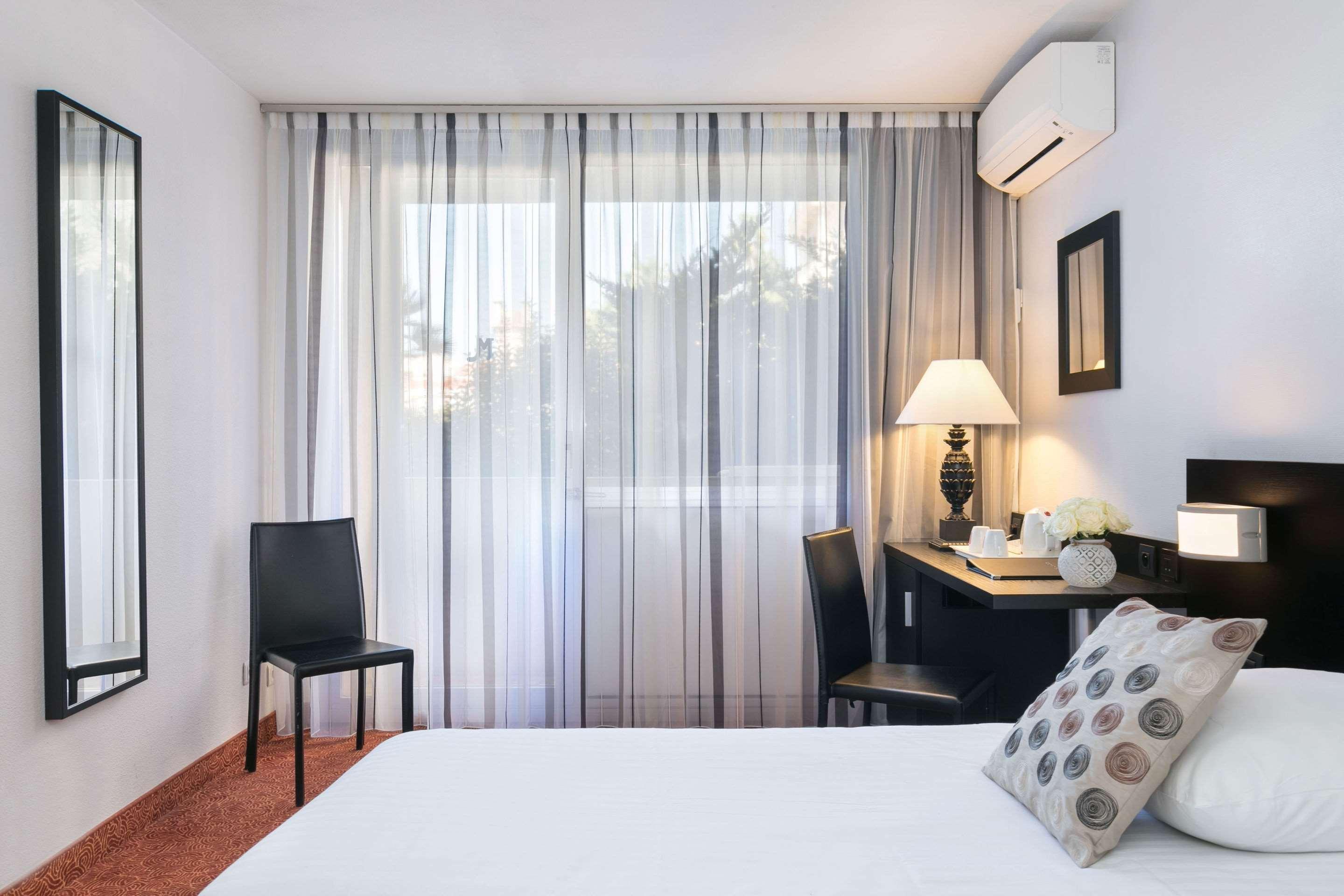 Best Western Hotel Mediterranee Menton Exterior photo